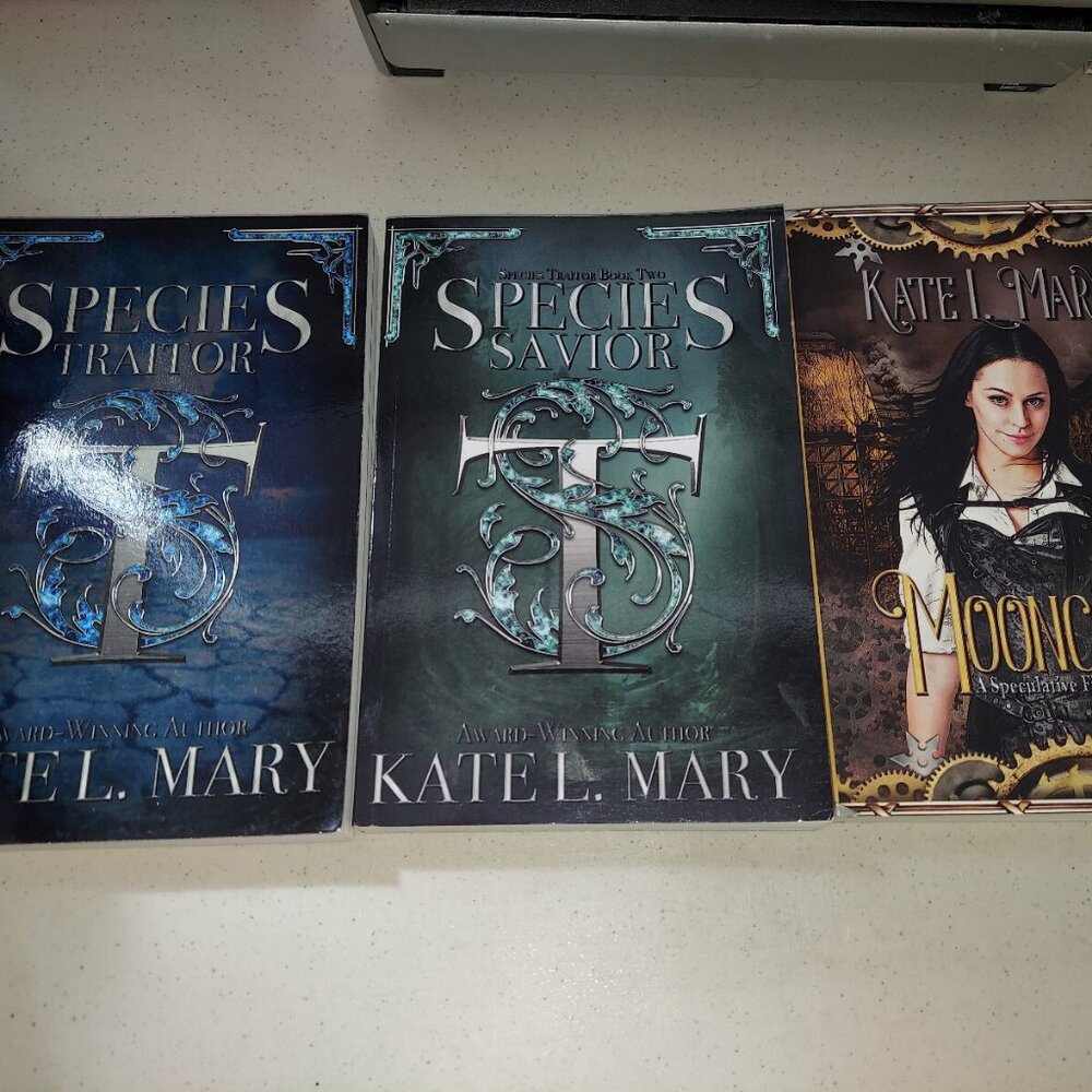 Kate L Mary 3 PB LOT Species Traitor Savior Moonchild Indy Pub